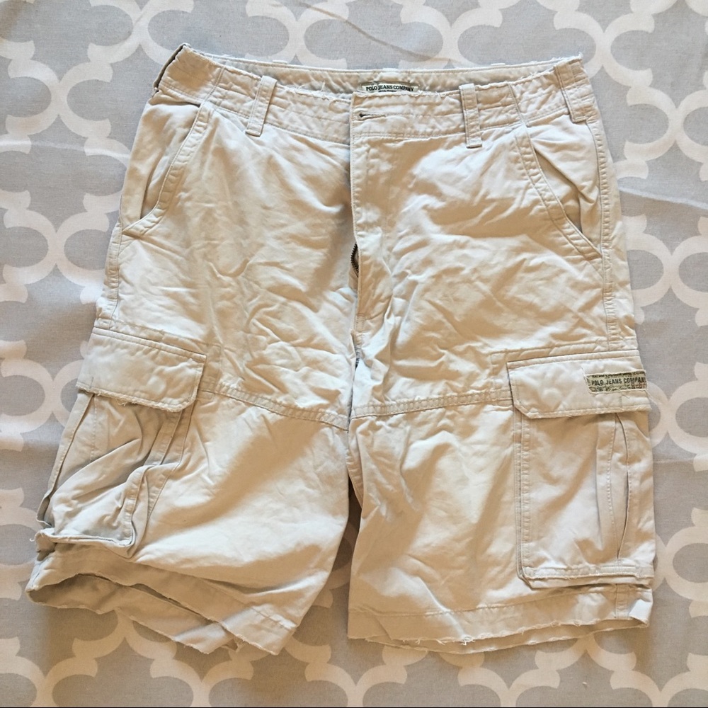 Ralph Lauren Size 34 beige cargo shorts